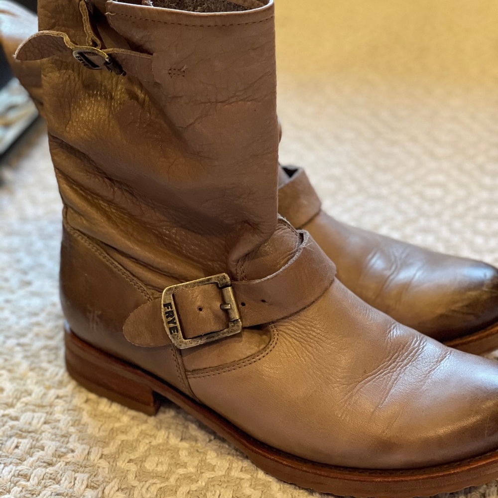 Frye ladies boots 8.5